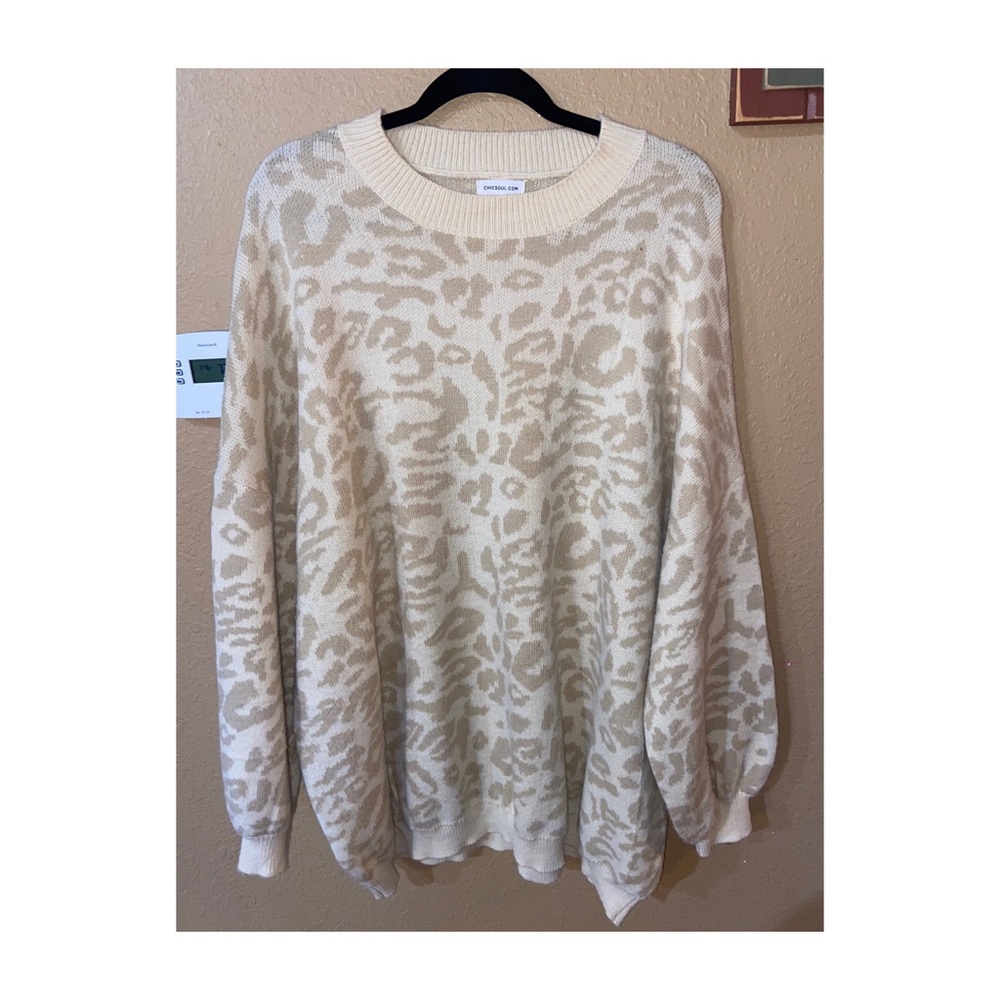 Boutique Leopard Print Sweater. Plus Size.